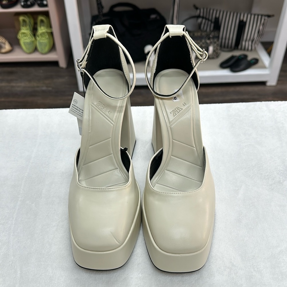 Zara Off-White Chunky Platform Heels